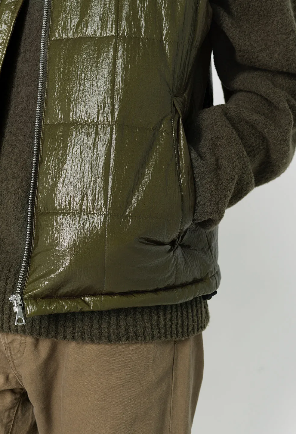 Coated Nylon Puffer Vest / Olive