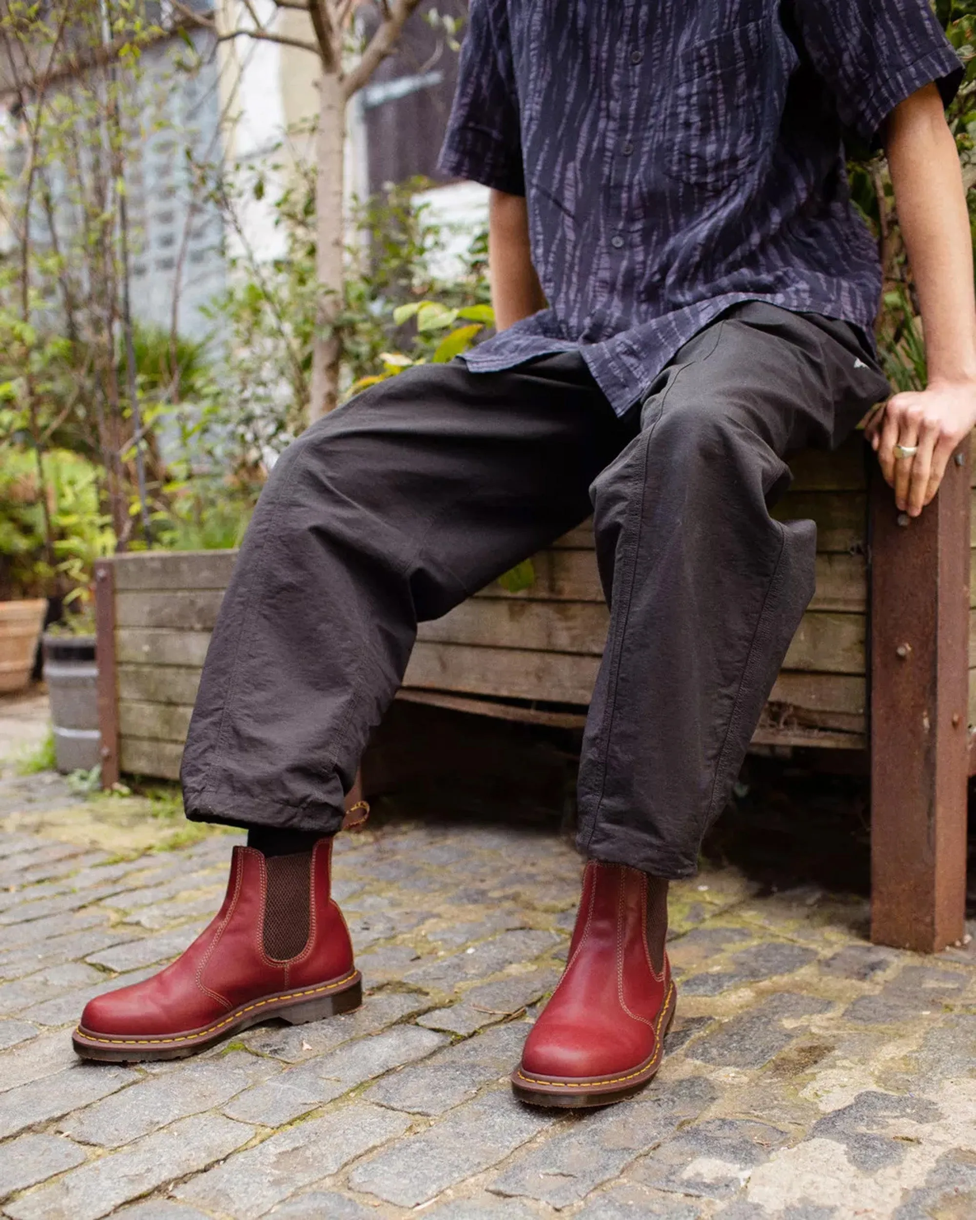 Dr Martens Made In England Vintage 2976 Chelsea Boots - Oxblood Quilon