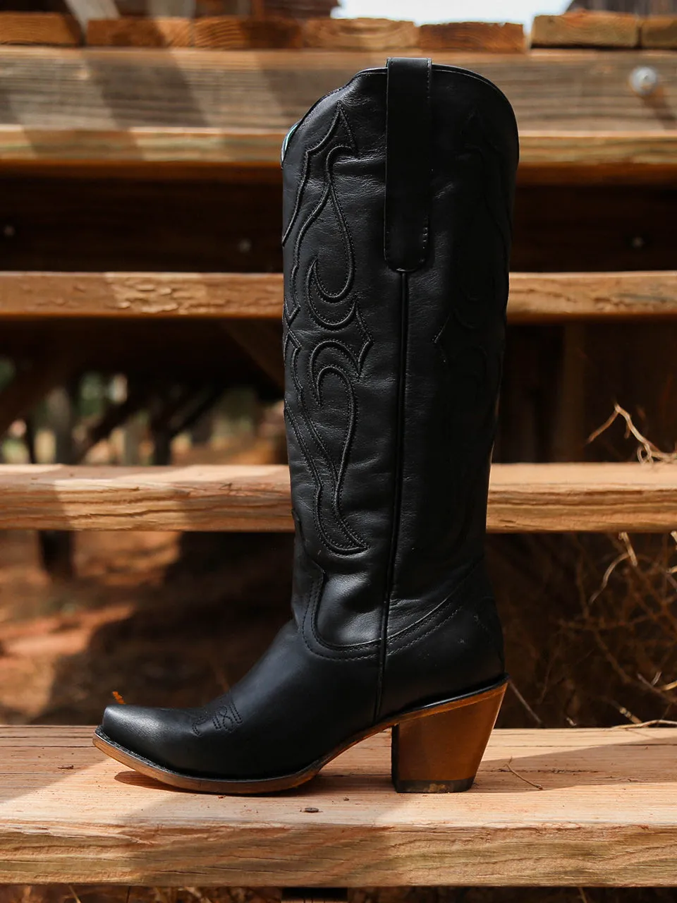 Z5075 - WOMEN'S BLACK EMBROIDERY TALL TOP SNIP TOE COWBOY BOOT